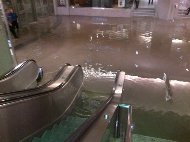 commercial-water-damage